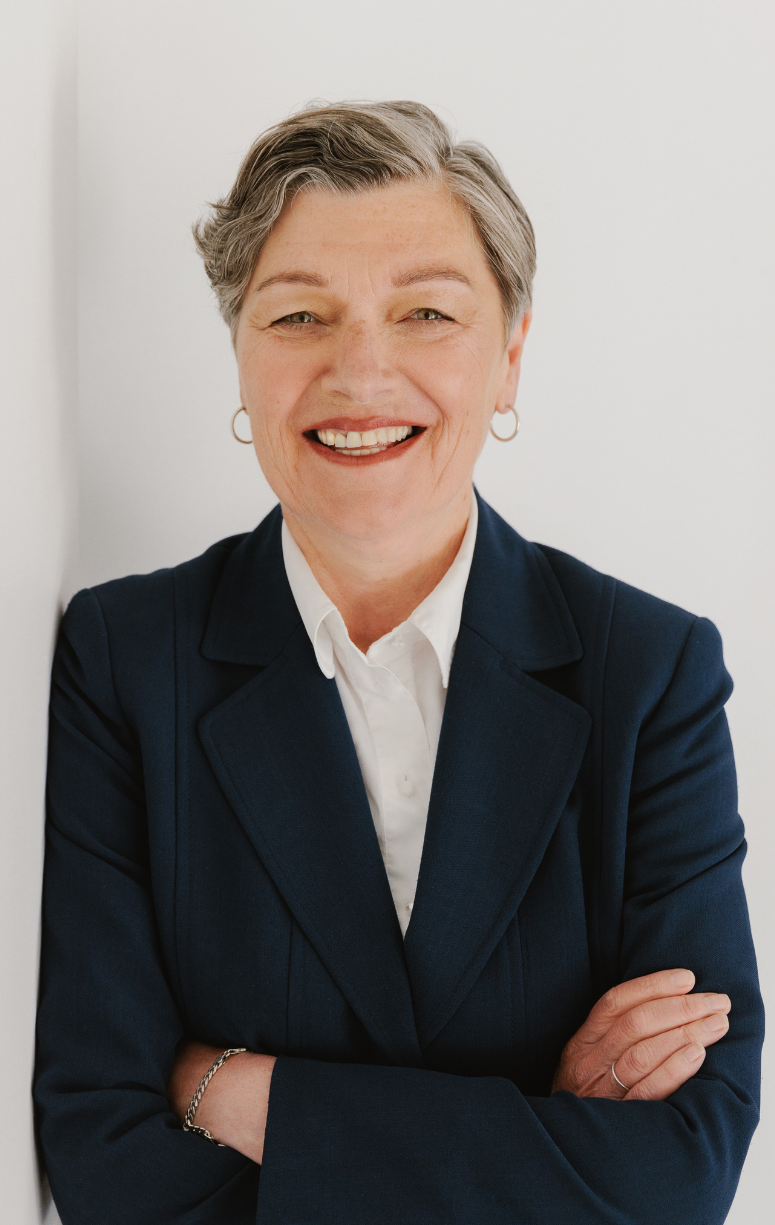 Liz Shorten photo