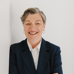 Liz Shorten photo